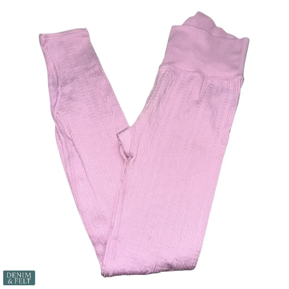 Alo Yoga‎ Seamless Cable Knit Bra & High-Waist Legging Set Sugarplum Pink Small